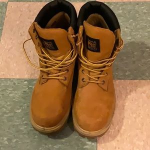 Original Timberland PRO 24/7 in Wheat, Size 11. Used very good. Worn only once.